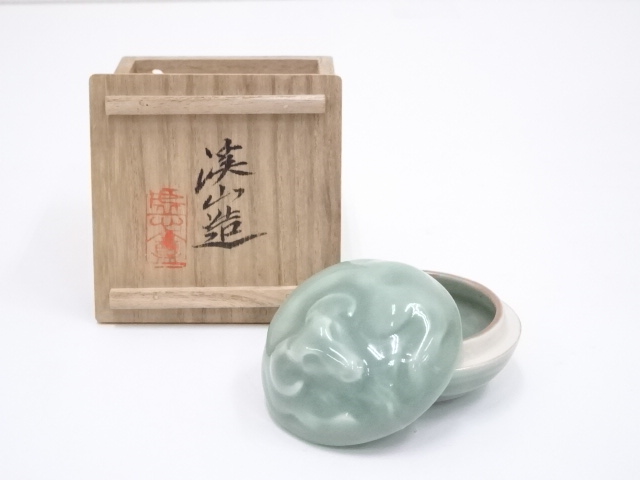 京焼　加藤渓山造　砧青磁未　香合